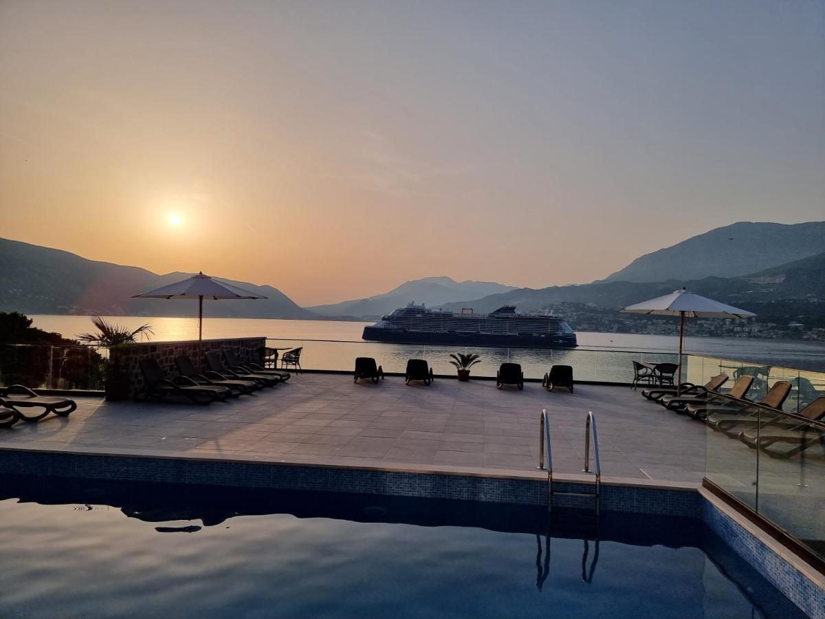 Agape Rose Hotel Eksteriør bilde