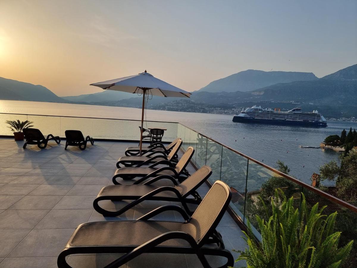 Agape Rose Hotel Eksteriør bilde